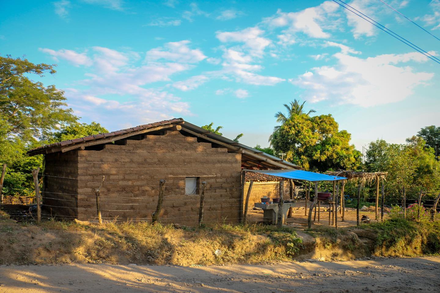 casa de adobe en Metalío